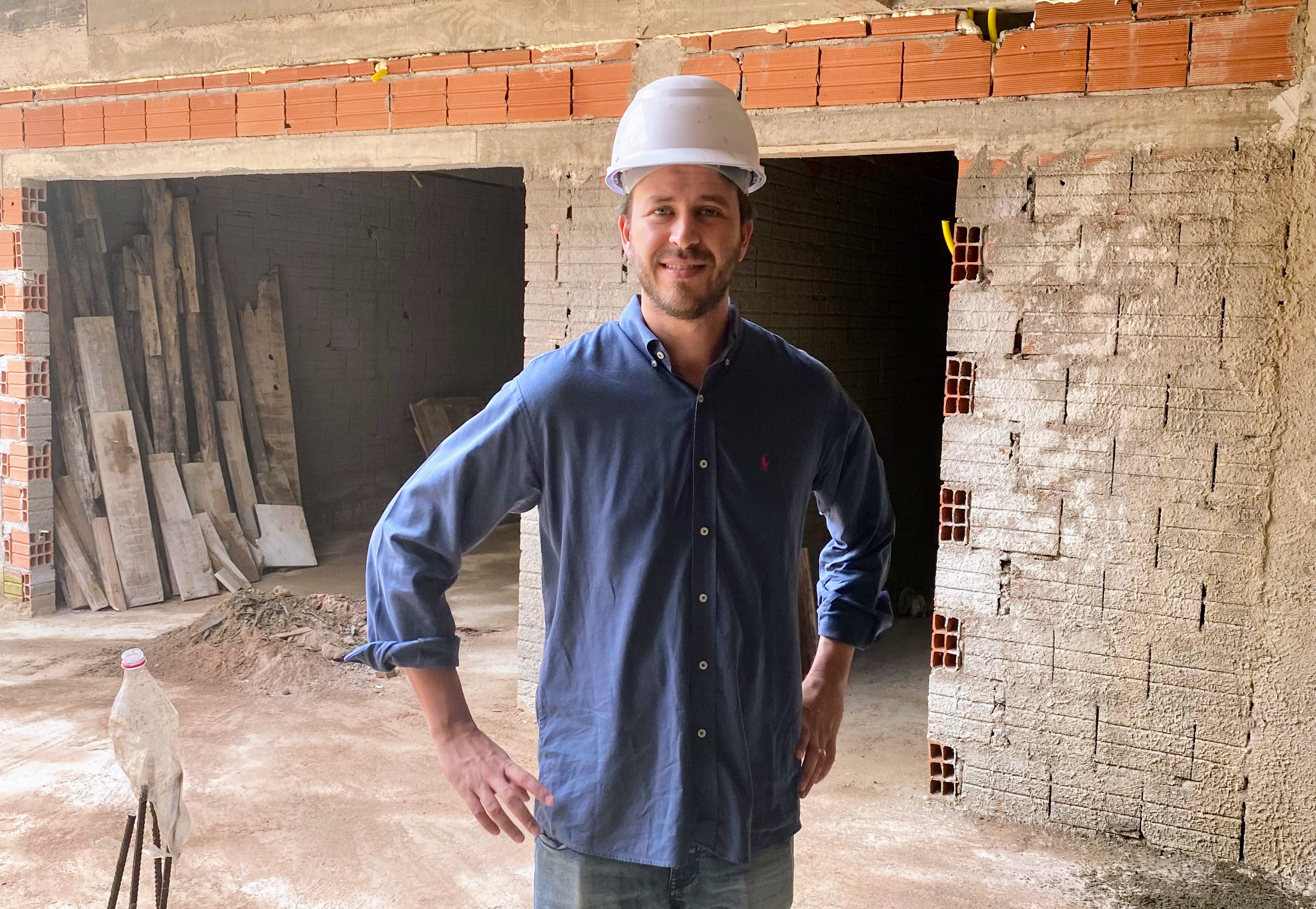 Bernardo Guedes visita mais uma vez canteiro de obras do novo CMEI Jardim dos Bandeirantes