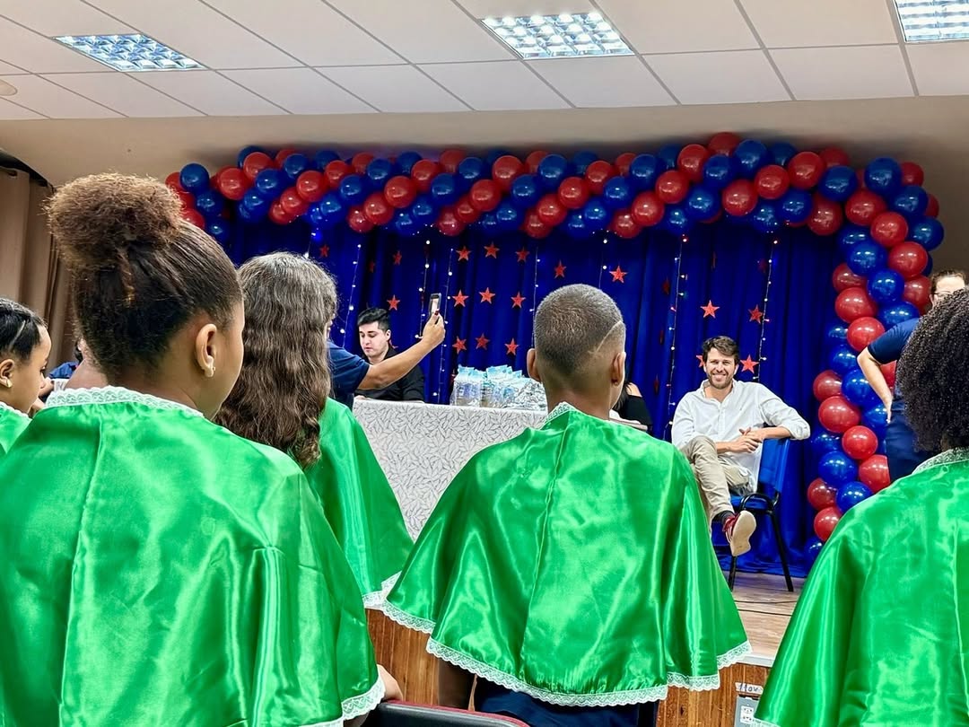 Vereador Bernardo Guedes encerra o ano com agenda de formaturas e anuncia novos investimentos na educação de Leopoldina