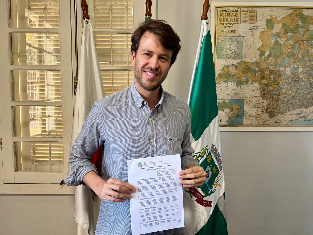 Bernardo Guedes confirma: concurso da Câmara Municipal de Leopoldina está oficialmente contratado